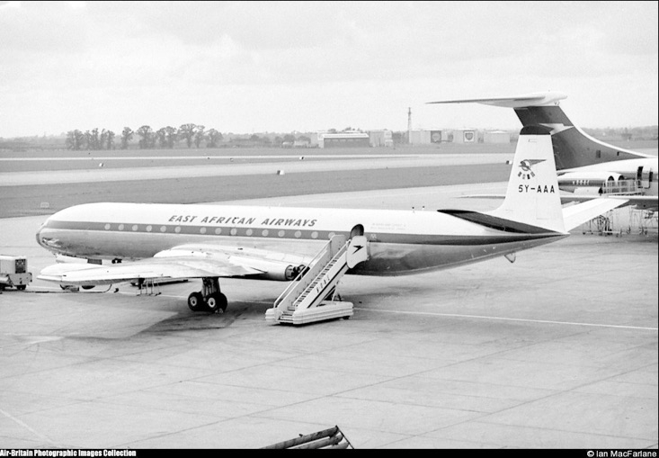 De Havilland Comet 4 · East African Airways